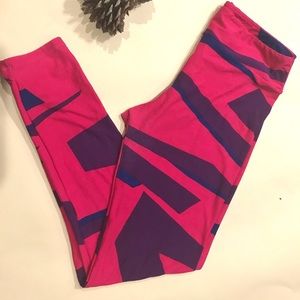 Lularoe hot pink and purple tiger striped leggings